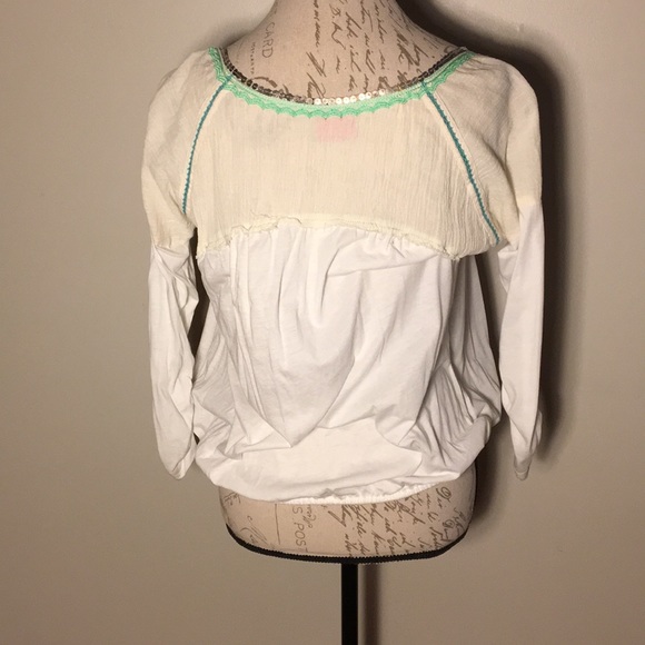 Free People almost new decorated peasant top, XS - Picture 2 of 4